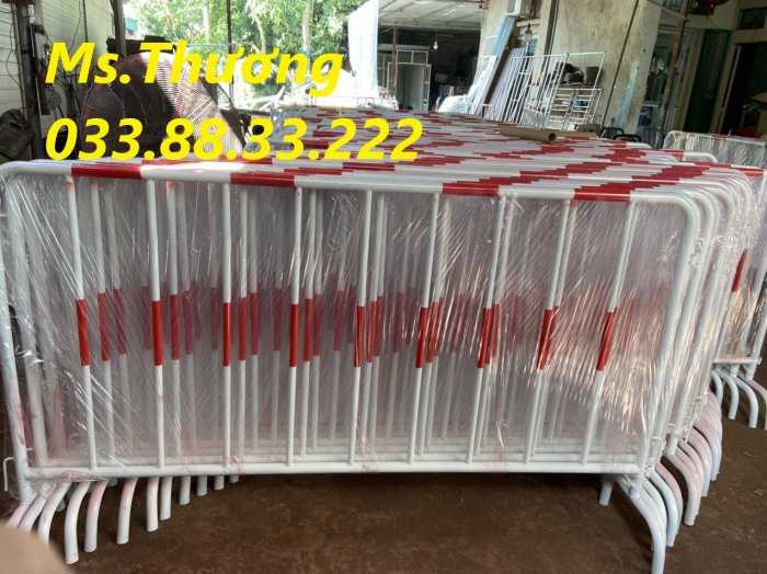 H&agrave;ng r&agrave;o kiểm so&aacute;t đ&aacute;m đ&ocirc;ng khổ 1,2m X 2m c&oacute; sẵn gi&aacute; tốt tại H&agrave; Nội