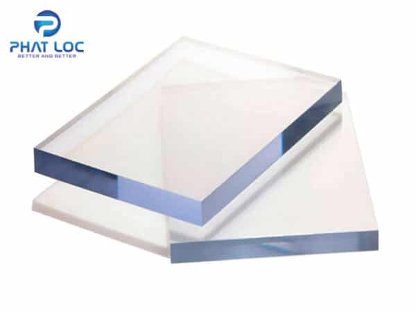  Tấm polycarbonate đặc ruột 10mm