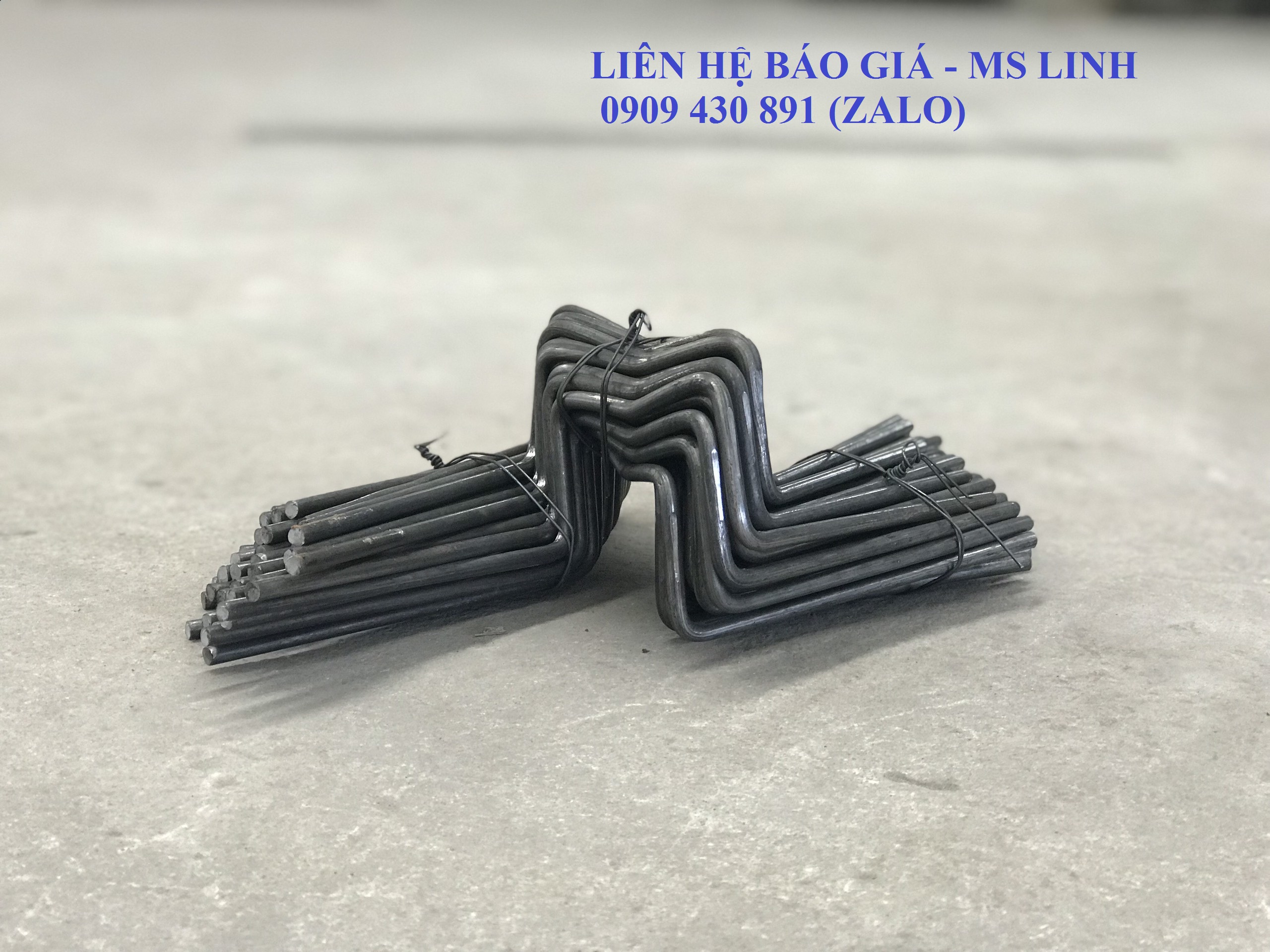 Thép mũ sàn đổ bê tông